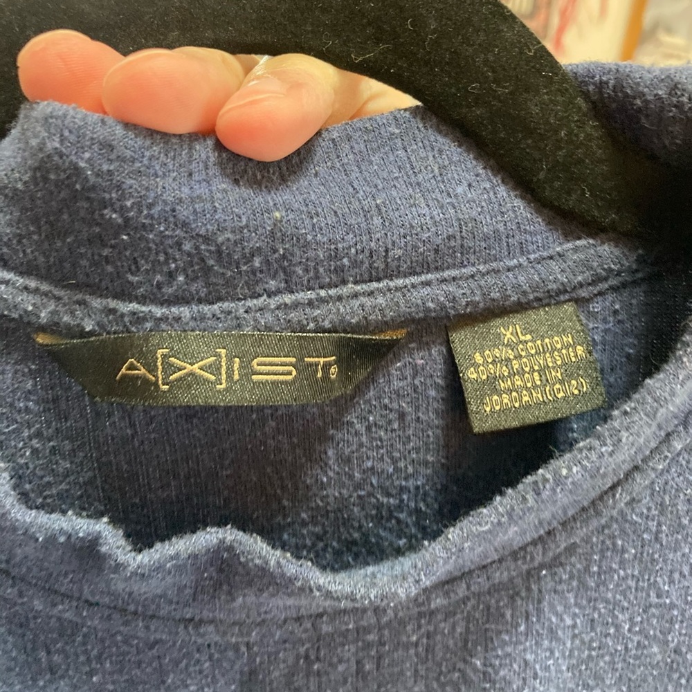 Sweater - Picture 2 of 3